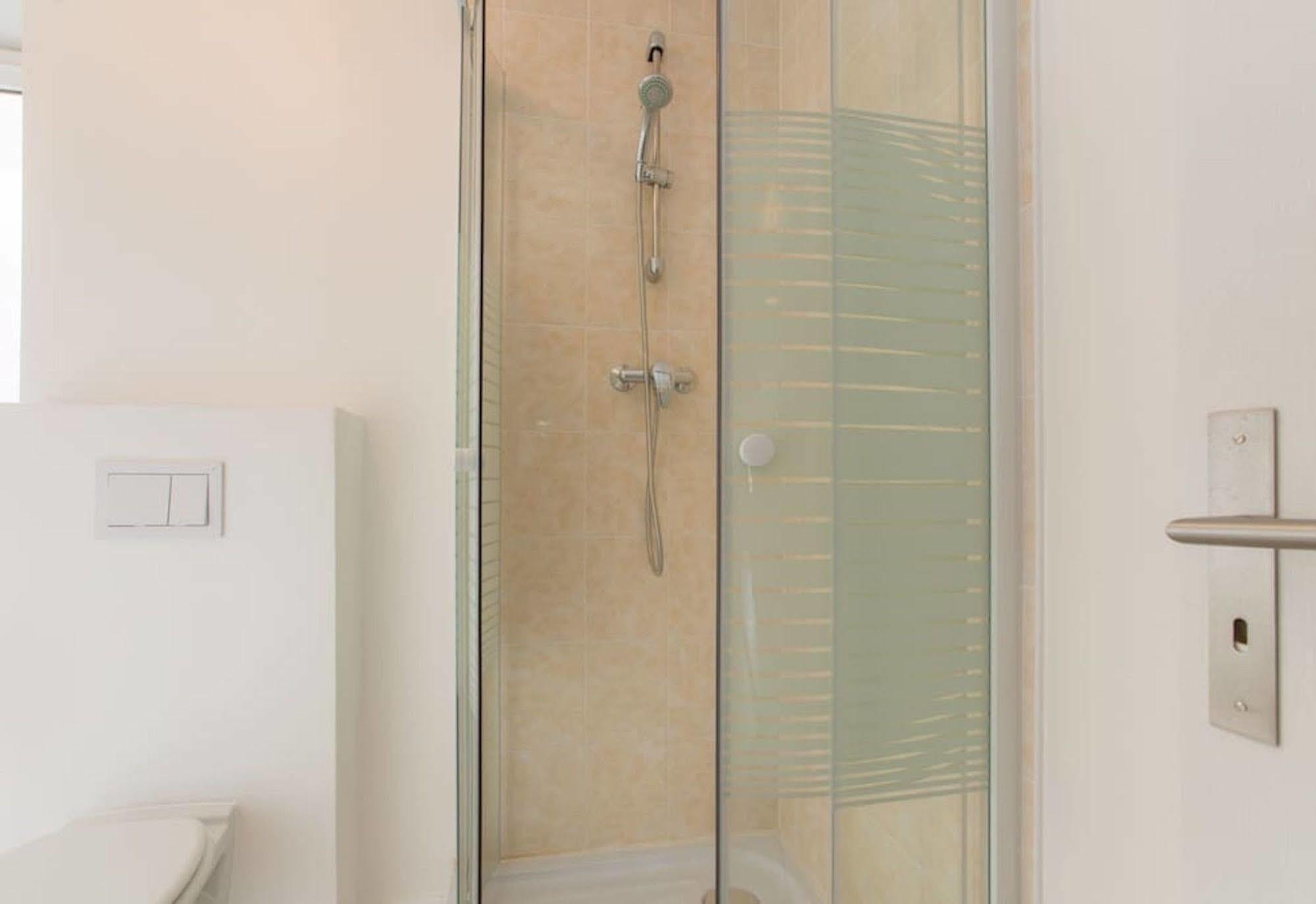 Residence Greenwich 梅斯 外观 照片